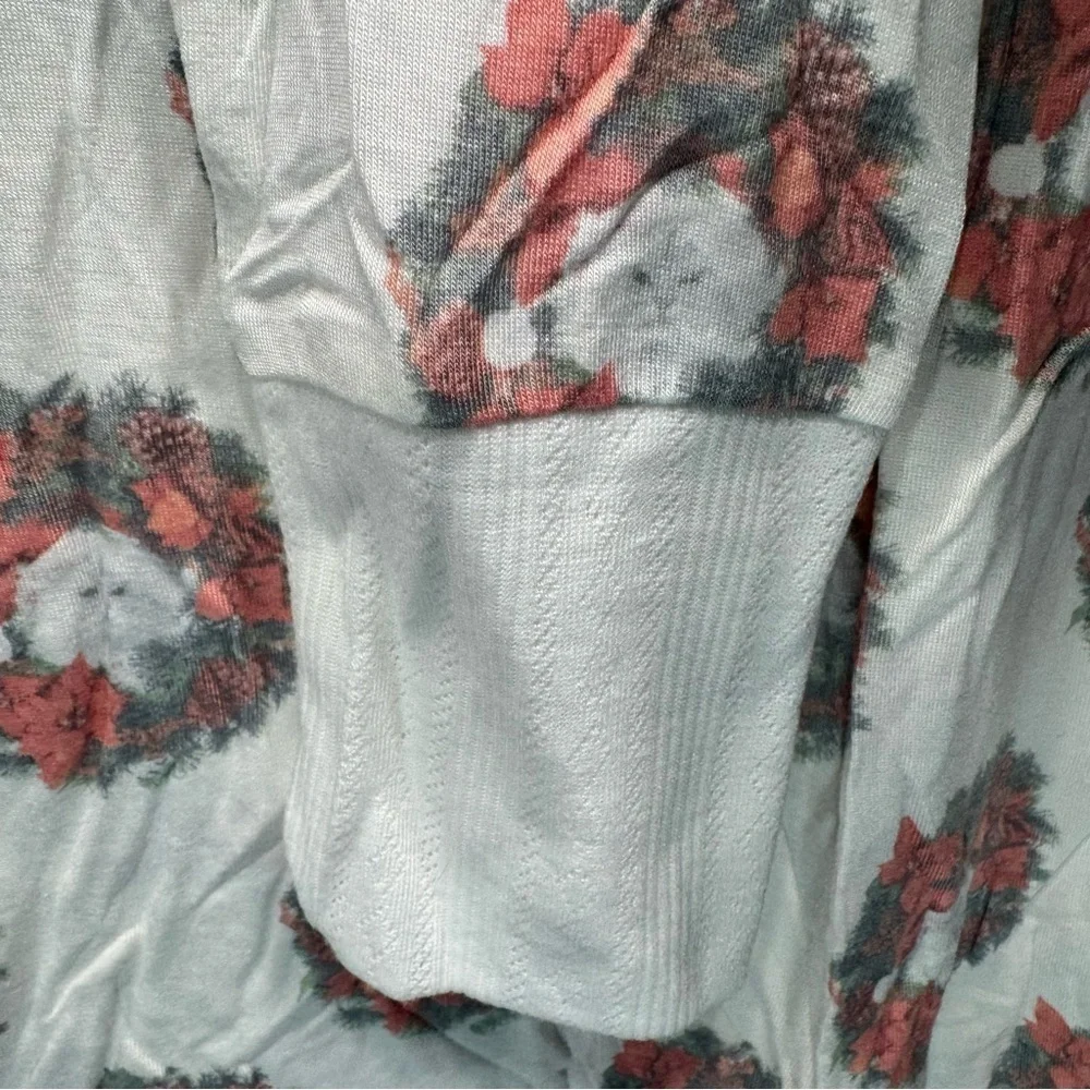 Honeydew Intimates Christmas Cats in Wreath Lightweight Sleep Shirt Size Small